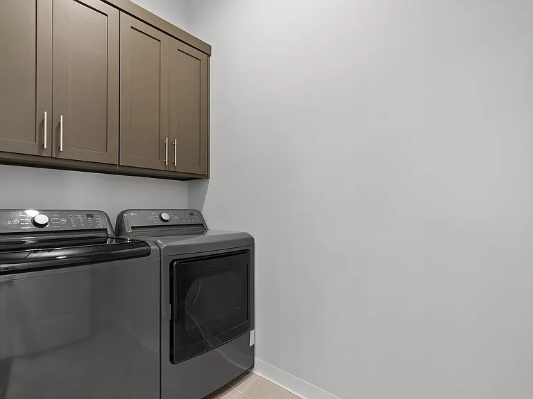 7217 Blessing Ave #A — Photo 17