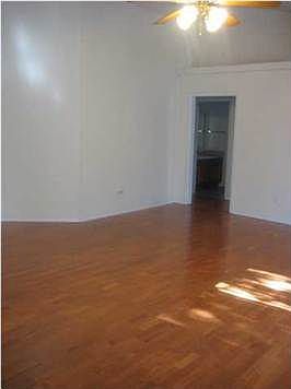 2nd image of 616 Gardenview Ct