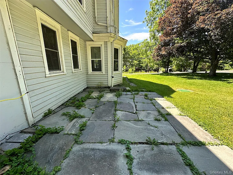 82 State St — Photo 20