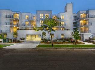 5229 Willowcrest Ave #208, North Hollywood, CA 91601