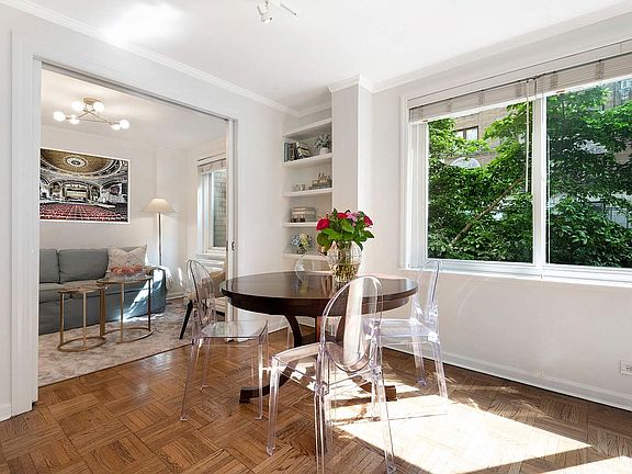 4th image of 201 W 70th St APT 2J