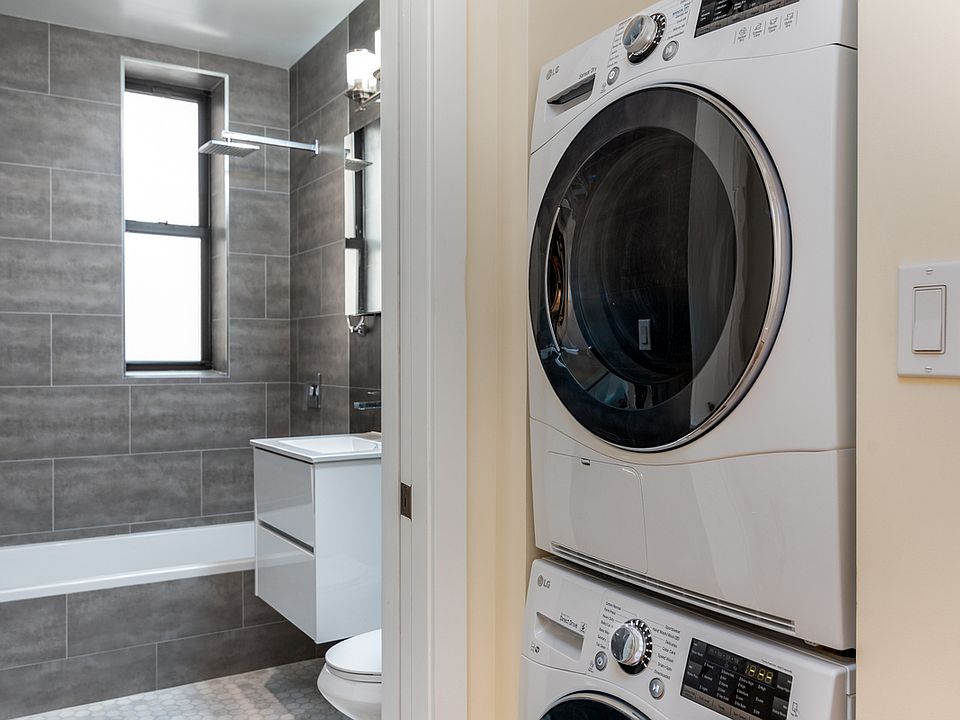 1st image of 921 Washington Ave #643