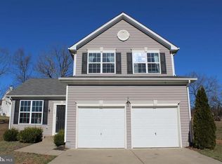 115 Colonial Dr, Cross Junction, VA 22625