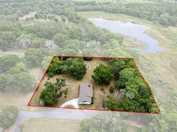 7821 S Baker Ave, Floral City, FL 34436