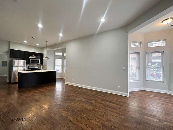 3rd image of 2021 N Campbell Ave #5255778