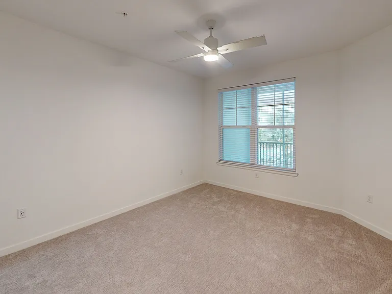 Essex Luxe Apartments — Photo 50
