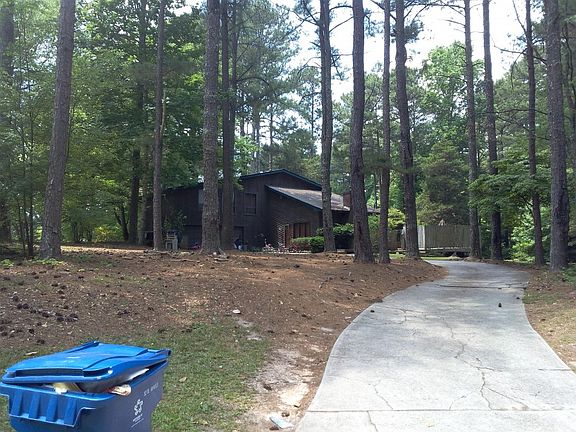 3rd image of 595 Ponderosa Ct