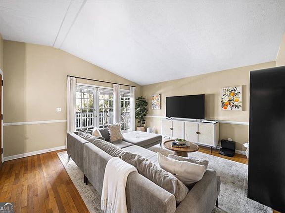 5th image of 109 Spruell Springs Rd