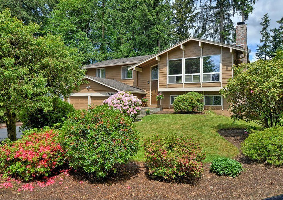 1st image of 12840 NE 107th Pl