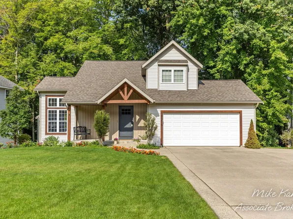 7275 Tory Dr, Hudsonville, MI 49426