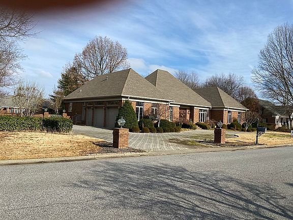 3rd image of 6325 Saint Andrews Dr