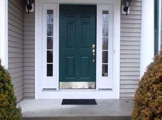 14 Castle Pnes, Clifton Park, NY 12065