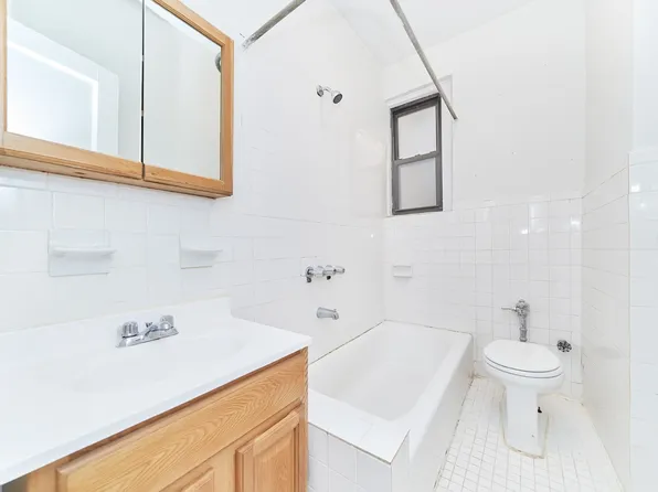 56 Bennett Avenue image 9 of 9