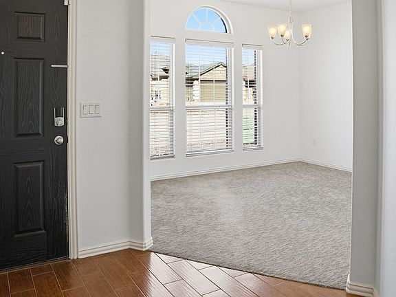 5th image of 6419 Commonwealth Rd