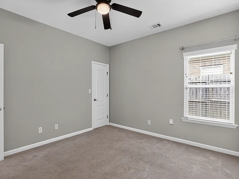 265 Oxmoor Pl — Photo 8