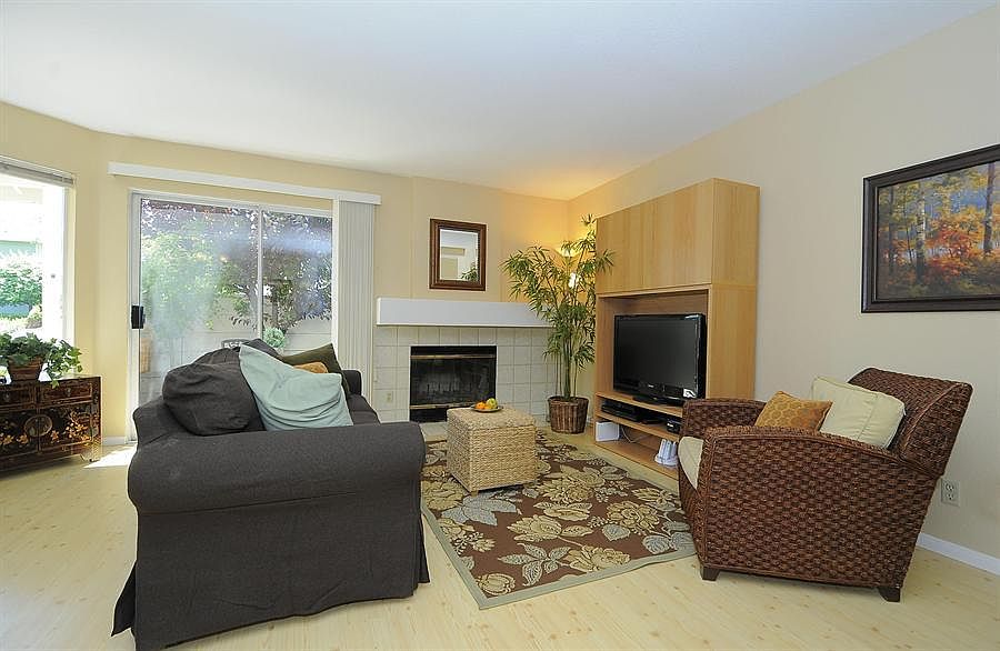 1st image of 48 Cherry Crest Ln