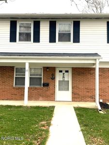 1724 Queenswood Dr #10-2, Findlay, OH, 45840