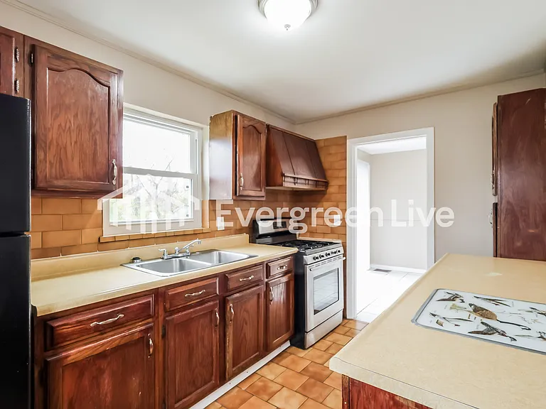 6824 Tarawa Dr — Photo 7