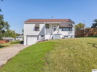 4460 Hillsdale Ave, Omaha, NE 68107