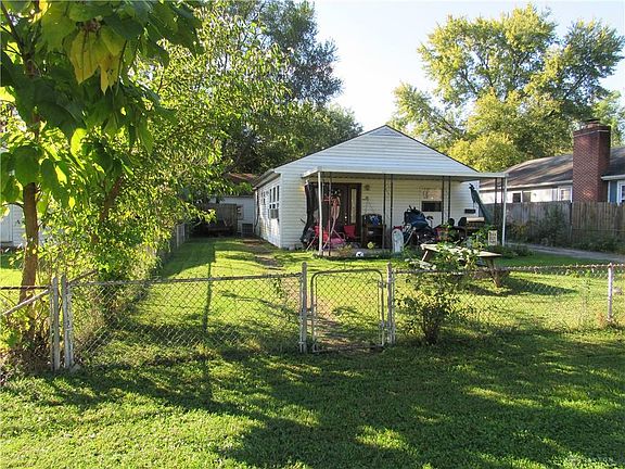 4th image of 1918 Ontario Ave