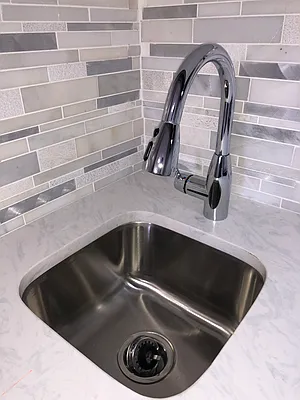 Rented by R New York | media 23