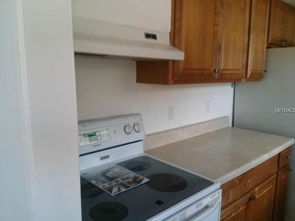 4th image of 118 Highland Ave