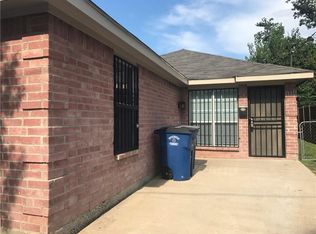 3330 Navaro St, Dallas, TX 75212