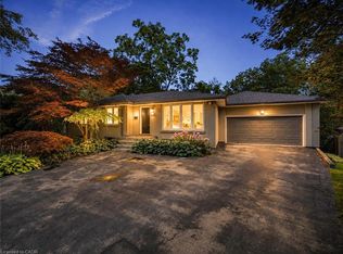 1239 Baldwin Dr, Oakville, ON L6J 2W4