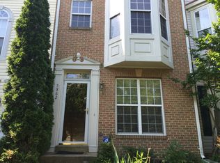 5862 Summers Grove Rd, Alexandria, VA 22304