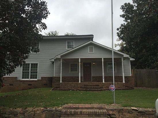 Front of House : View of house from Grant Road