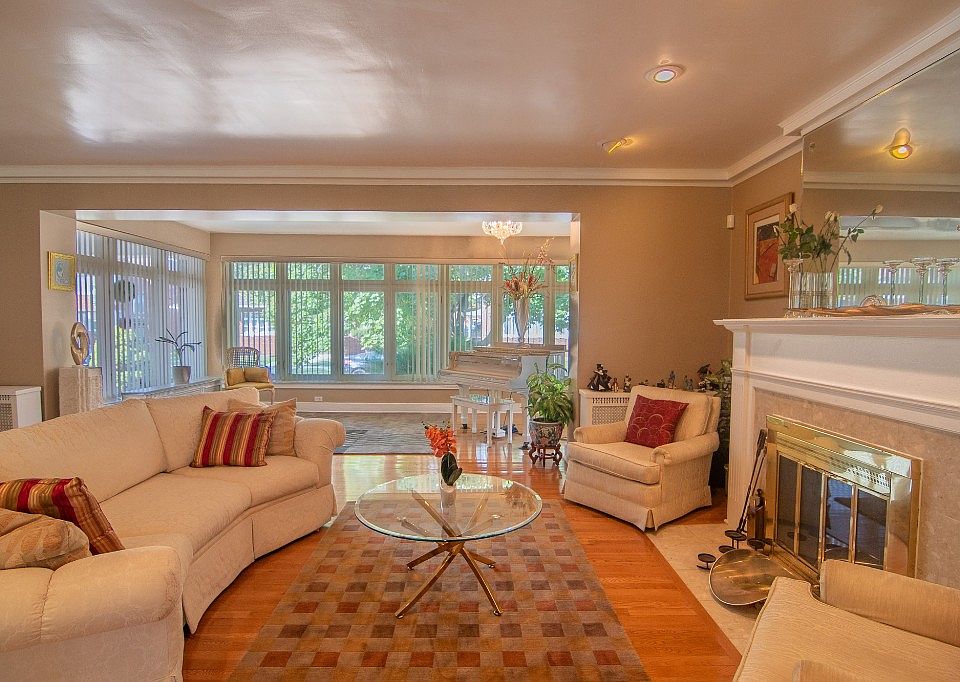 1st image of 7241 S Oglesby Ave