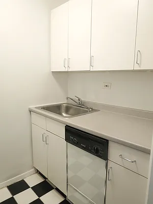 Rented by Goldfarb Properties | media 9