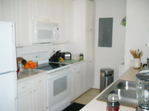 5948 Echingham Dr, Virginia Beach, VA 23464