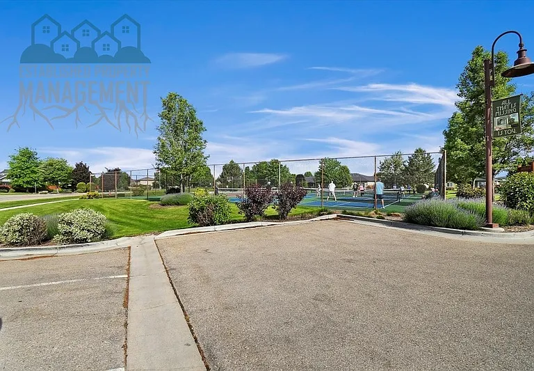 10642 W Lothbury Dr — Photo 47