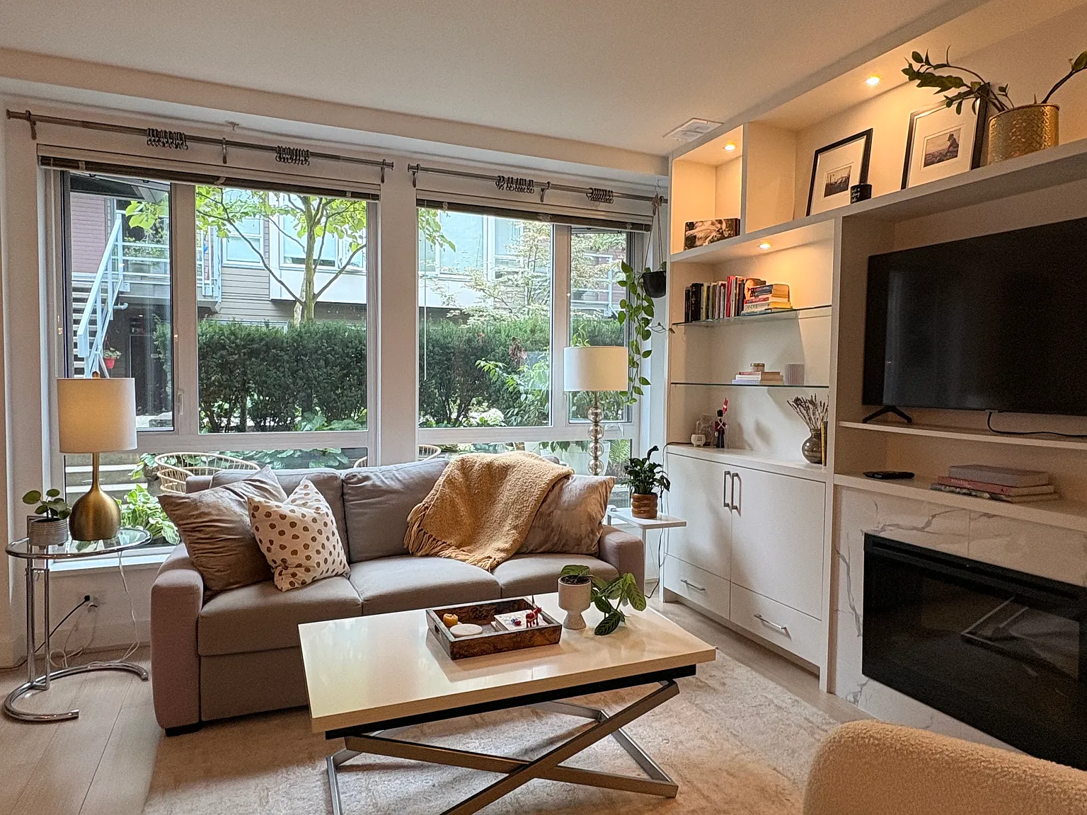 Studio, 457 sqft, $2,400 — Photo 3