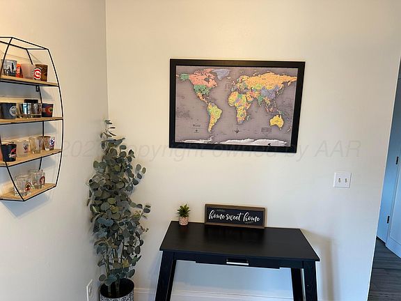 3rd image of 103 Somerset St