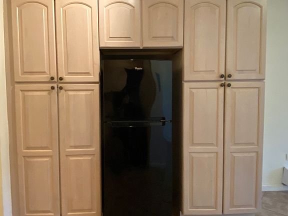 5th image of 191 Willoughby St APT 11F