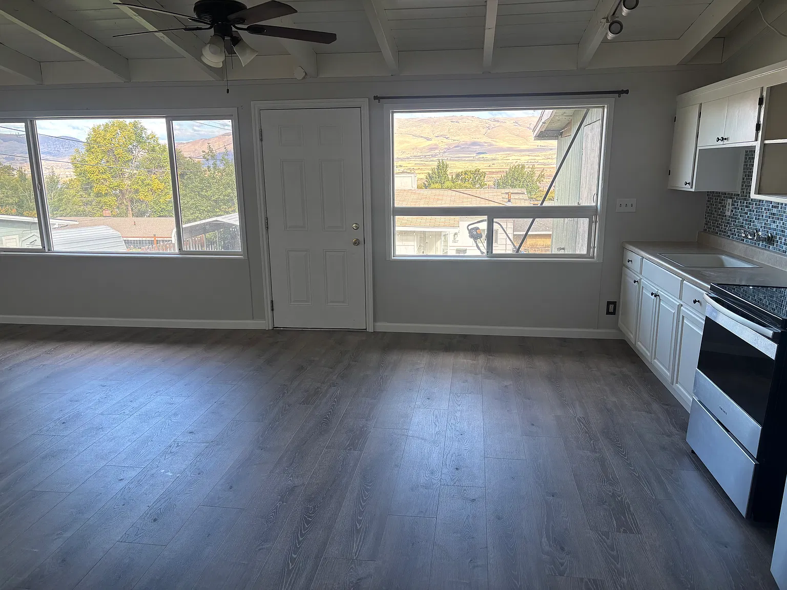 1609 Nevada Street — Photo 2