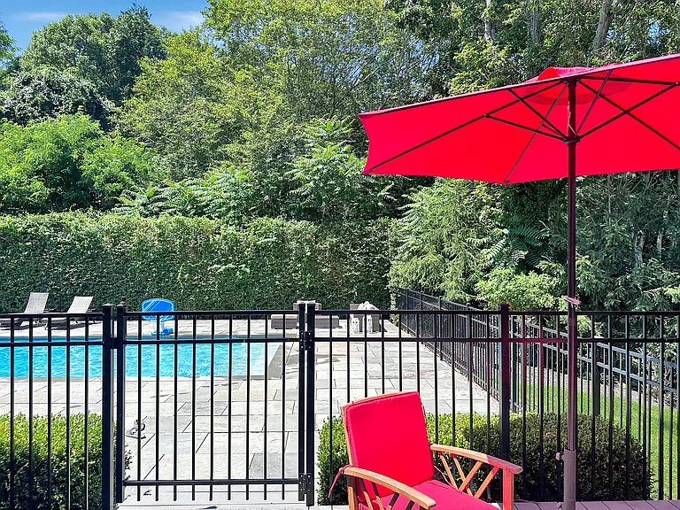 5765 Bergen Ave — Photo 5
