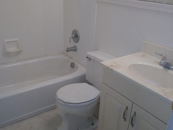 2nd image of 10756 Spring Garden Dr