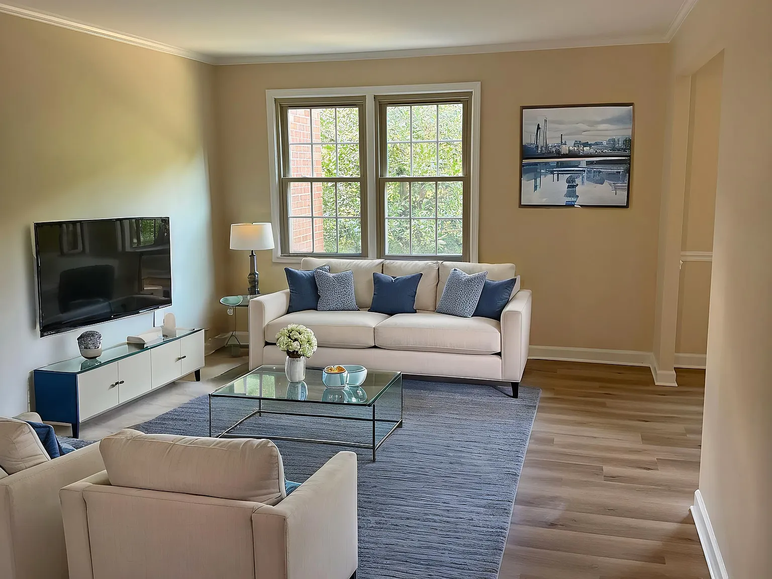3 bed, 2832 sqft, $3,875 — Photo 3