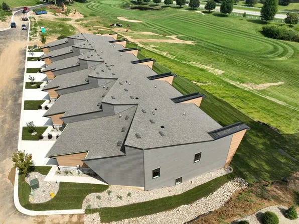 120 Yard Perfect Dr, La Porte, IN 46350