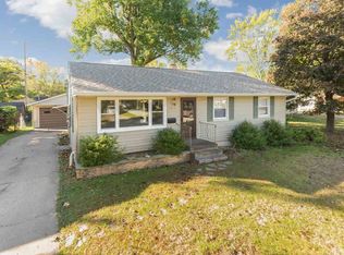 5014 10th Ave, Moline, IL 61265