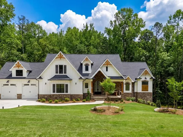 101 Attwater Cir, Dawsonville, GA 30534