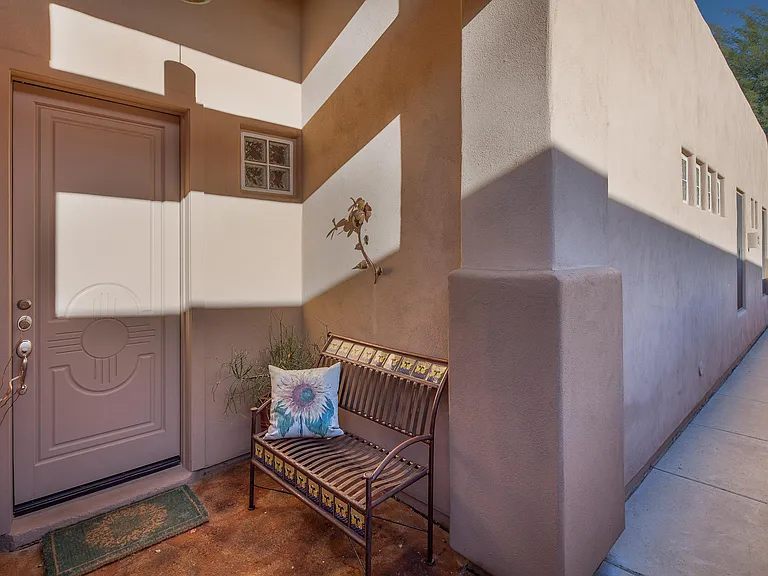 9562 E Chuckwagon Ln — Photo 5