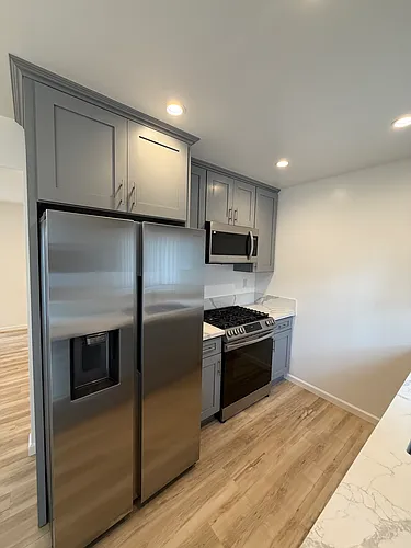 1231 N Genesee Ave #1 Photo 1