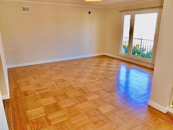3rd image of 59 Heather Ave