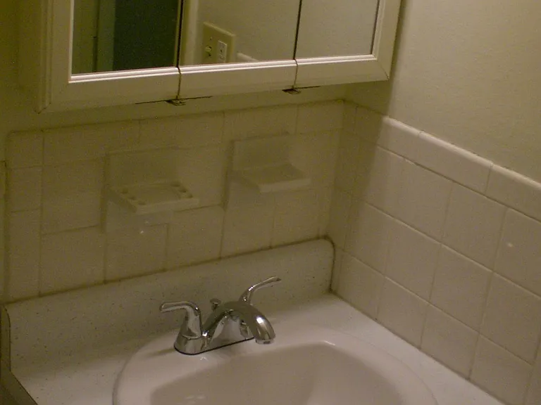 4063 Bruene Ave — Photo 9