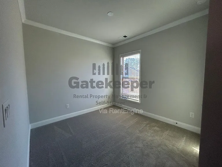 505 Colebrook Way — Photo 22