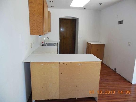 3rd image of 2403 La Estrella St